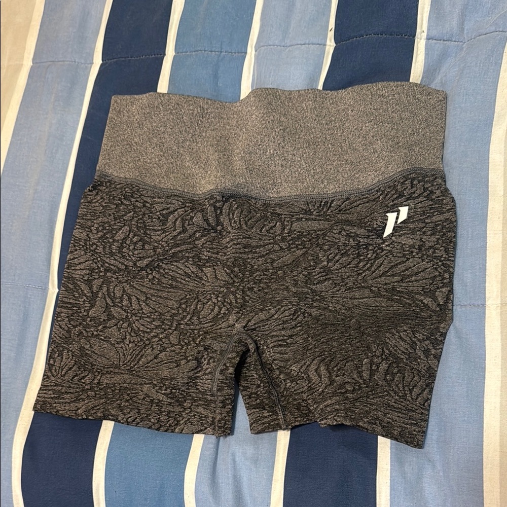 Women's Gray Patterned Shorts